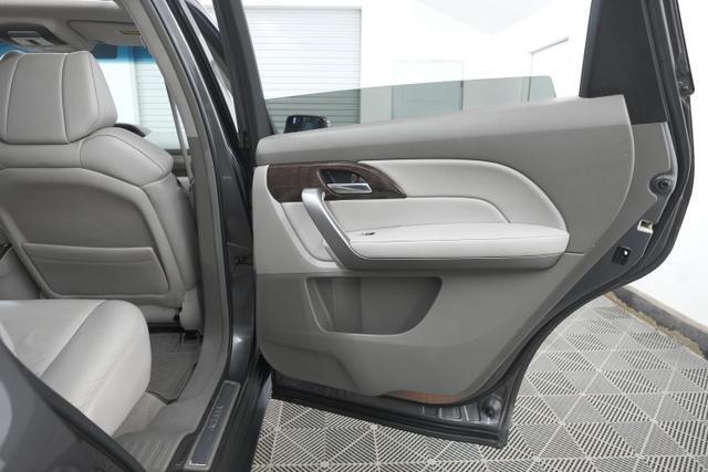 Photo of 2010 Polished Metal Metallic Acura MDX