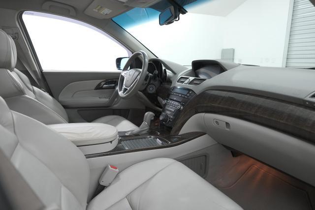 Photo of 2010 Polished Metal Metallic Acura MDX