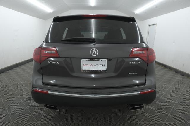 Photo of 2010 Polished Metal Metallic Acura MDX