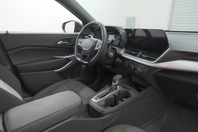 Photo of 2024 Nitro Yellow Chevrolet Trax