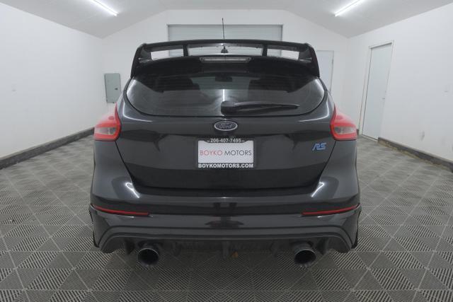 Photo of 2017 Shadow Black Ford Focus RS
