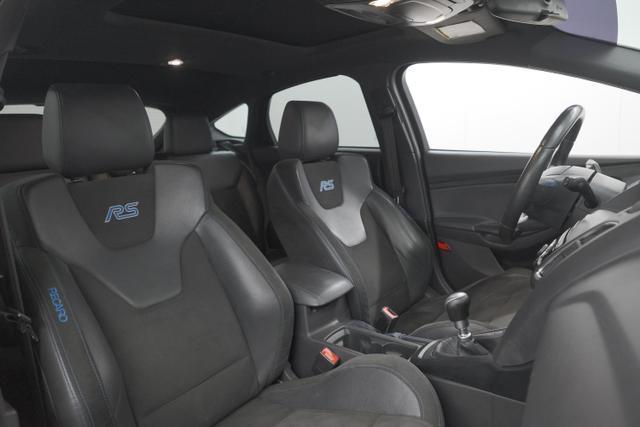 Photo of 2017 Shadow Black Ford Focus RS