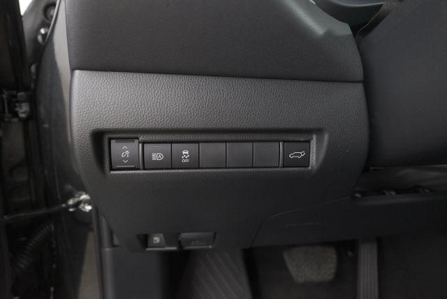 Photo of 2024 Celestial Black Toyota Venza