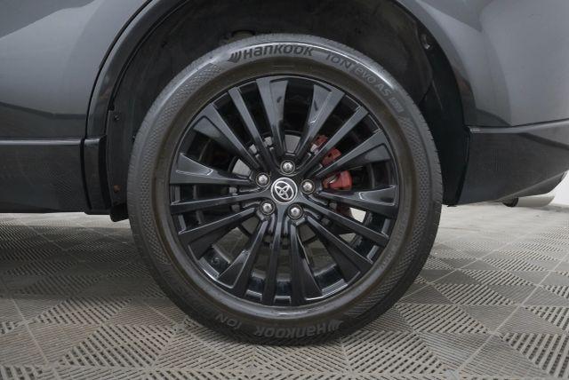 Photo of 2024 Celestial Black Toyota Venza