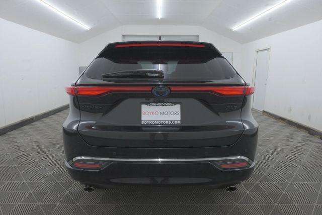 Photo of 2024 Celestial Black Toyota Venza