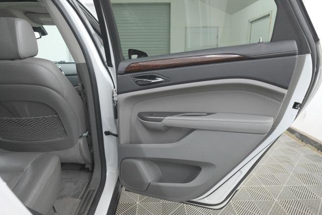 Photo of 2012 Platinum Ice Tri-Coat Cadillac SRX