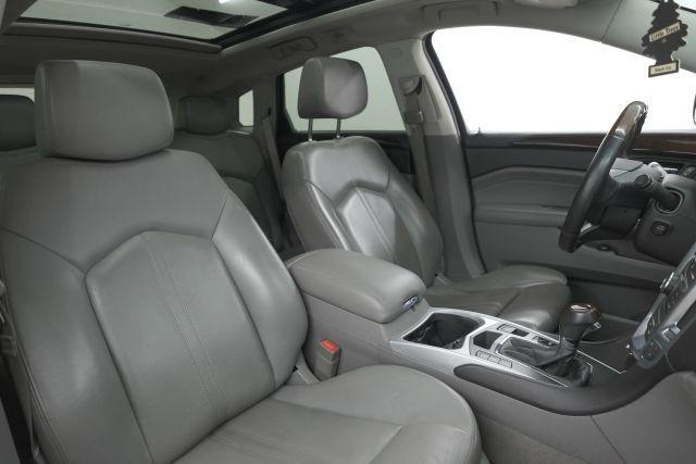 Photo of 2012 Platinum Ice Tri-Coat Cadillac SRX