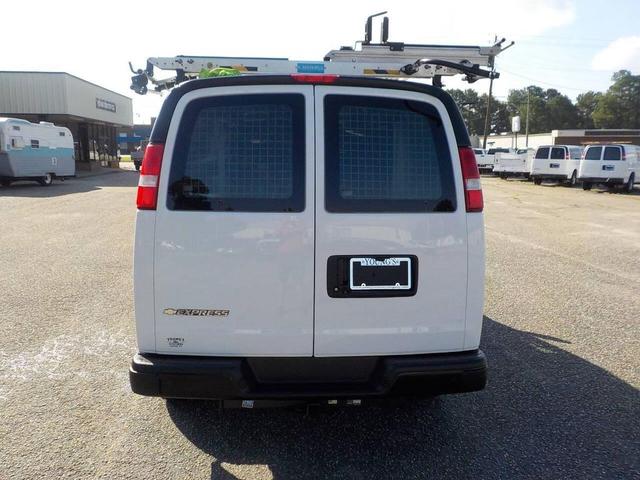 Photo of 2019 Summit White Chevrolet Express 2500