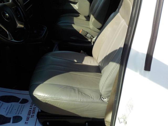Photo of 2019 Summit White Chevrolet Express 2500