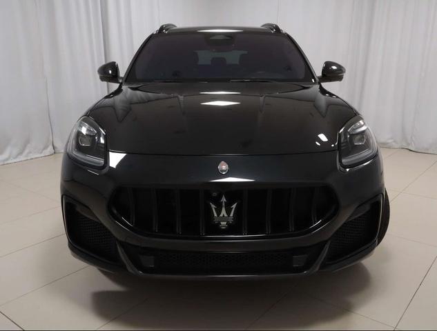Photo of 2023 Nero Tempesta Metallic Maserati Grecale