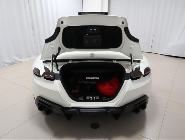 Photo of 2024 White Ferrari Roma Spider