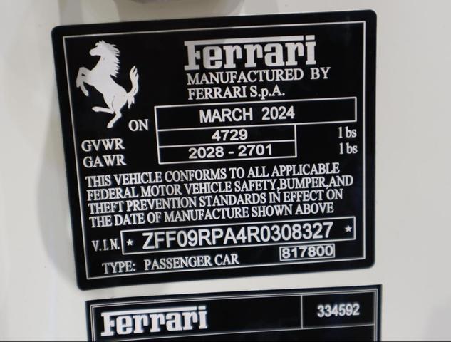 Photo of 2024 White Ferrari Roma Spider