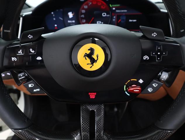 Photo of 2024 White Ferrari Roma Spider