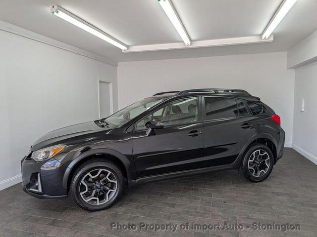 Photo of 2016 Crystal Black Silica Subaru Crosstrek