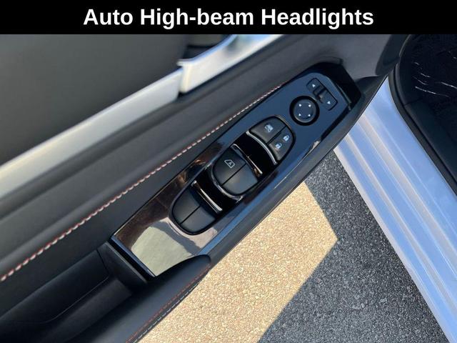 Photo of 2023 Gray Sky Pearl Nissan Altima