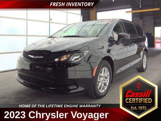 2023 Chrysler Voyager