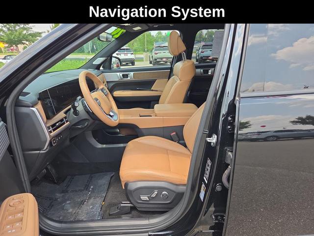 Photo of 2024 Phantom Black Hyundai SANTA FE