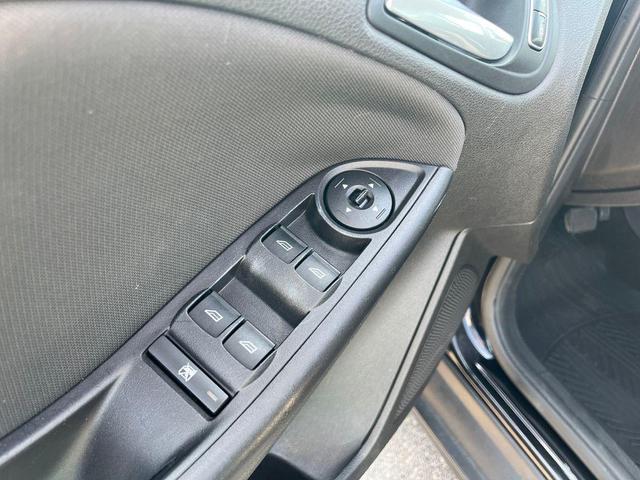 Photo of 2016 Shadow Black Ford Focus