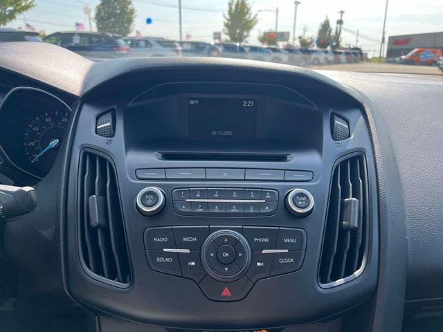 Photo of 2016 Shadow Black Ford Focus