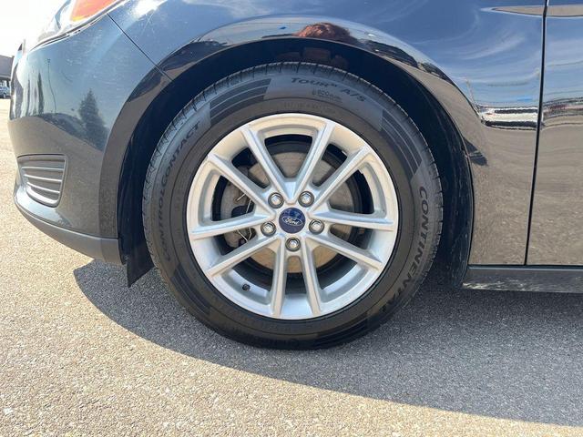 Photo of 2016 Shadow Black Ford Focus