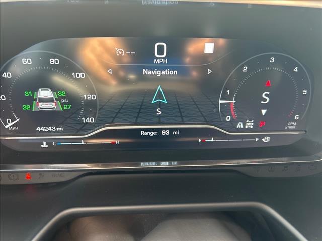 Photo of 2022 Pearl Beige Metallic GMC Yukon