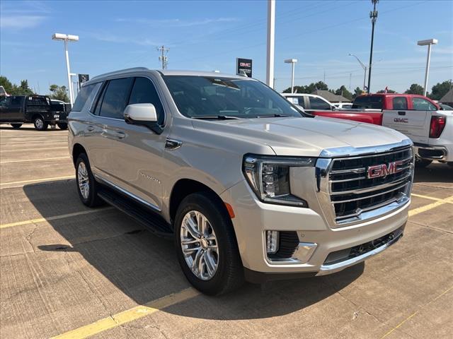 Photo of 2022 Pearl Beige Metallic GMC Yukon