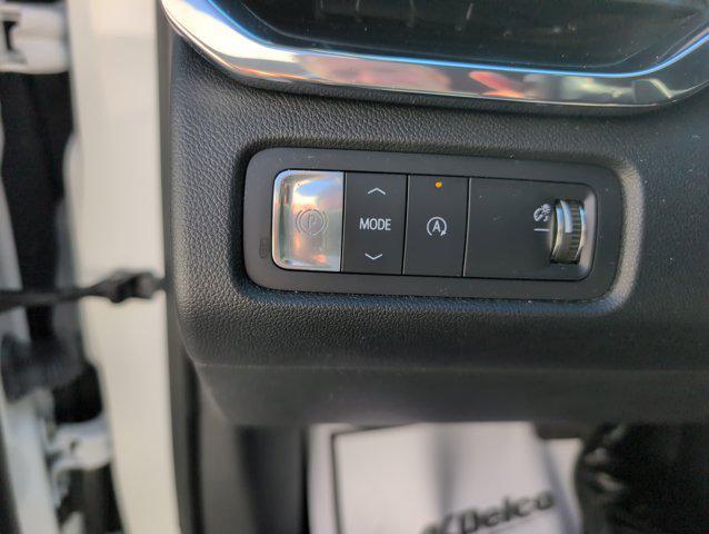 Photo of 2025 Summit White GMC Acadia