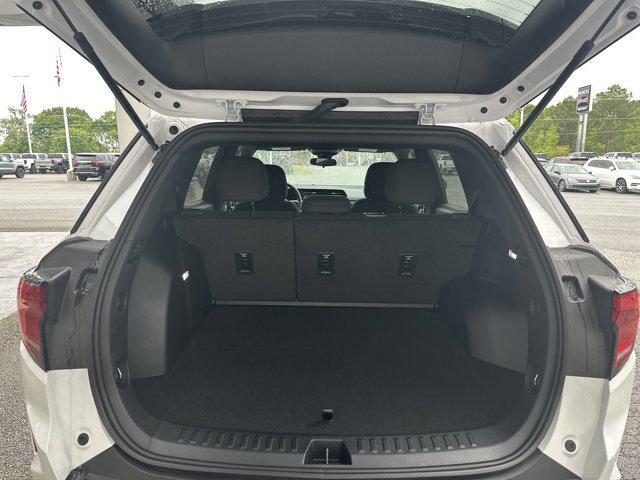 Photo of 2025 Summit White GMC Terrain