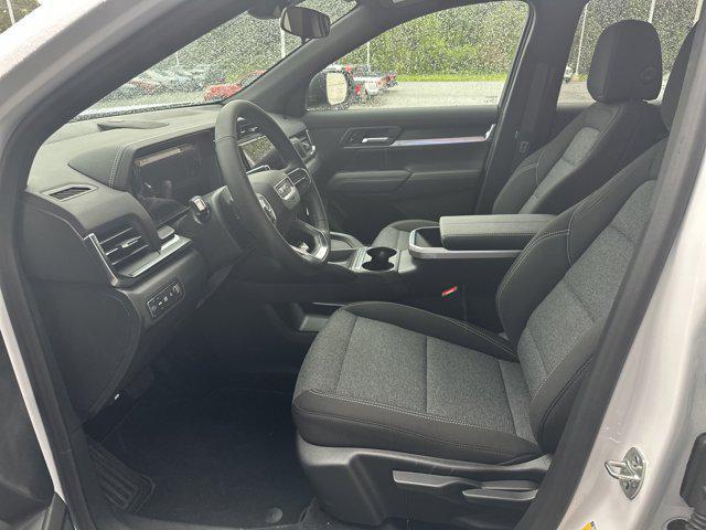 Photo of 2025 Summit White GMC Terrain