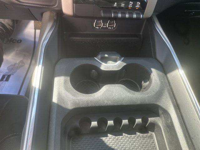Photo of 2020 Diamond Black Crystal Pearlcoat RAM 1500