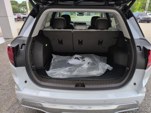 Photo of 2026 Glacier White Tricoat GMC Terrain