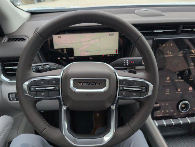 Photo of 2026 Glacier White Tricoat GMC Terrain