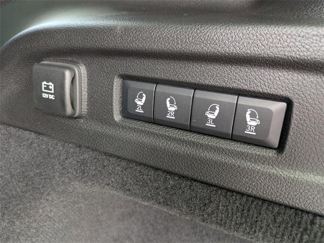 Photo of 2025 Bright White Clearcoat Jeep Grand Cherokee L