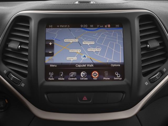 Photo of 2017 Diamond Black Crystal Pearlcoat Jeep Cherokee