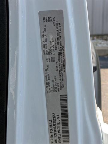 Photo of 2025 Bright White Clearcoat Jeep Wrangler