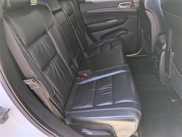 Photo of 2015 Bright White Clearcoat Jeep Grand Cherokee