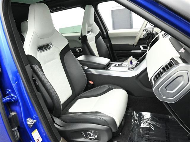 Photo of 2019 Blue Land Rover Range Rover Sport
