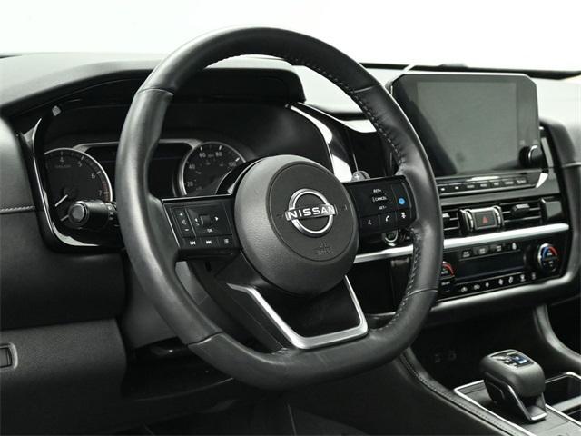 Photo of 2022 Gun Metallic Nissan Pathfinder