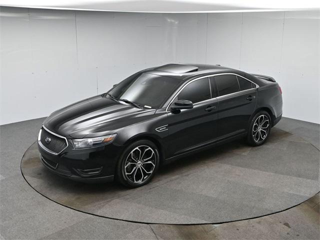 Photo of 2018 Shadow Black Ford Taurus