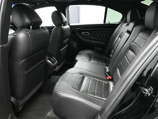 Photo of 2018 Shadow Black Ford Taurus