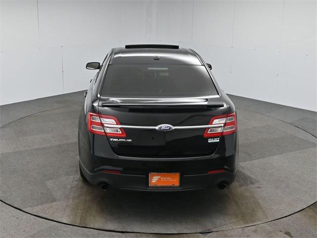 Photo of 2018 Shadow Black Ford Taurus