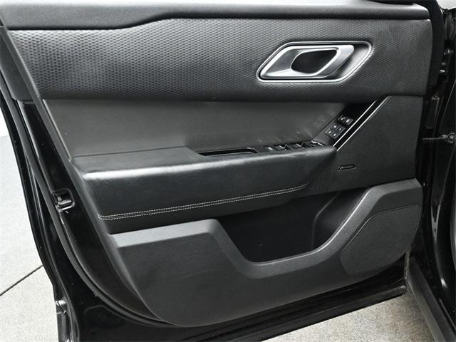 Photo of 2018 Black Land Rover Range Rover Velar