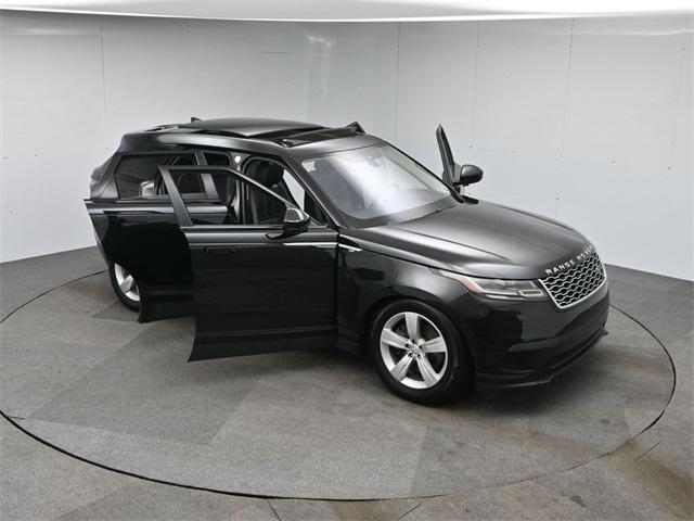 Photo of 2018 Black Land Rover Range Rover Velar