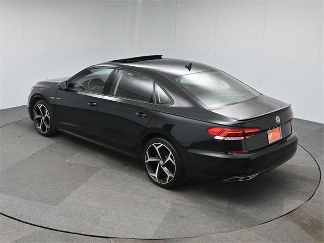 Photo of 2020 Deep Black Pearl Volkswagen Passat