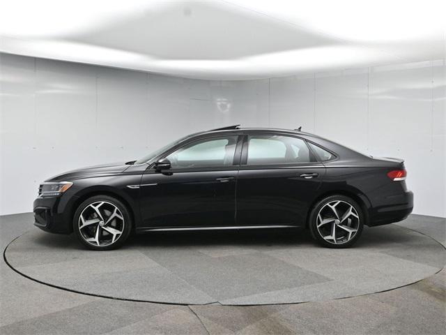 Photo of 2020 Deep Black Pearl Volkswagen Passat