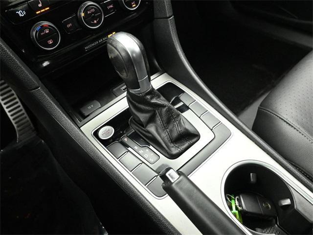Photo of 2020 Deep Black Pearl Volkswagen Passat