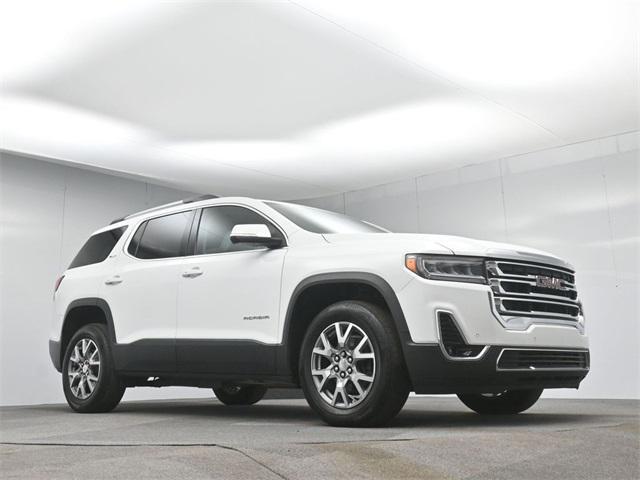 Photo of 2020 Summit White GMC Acadia