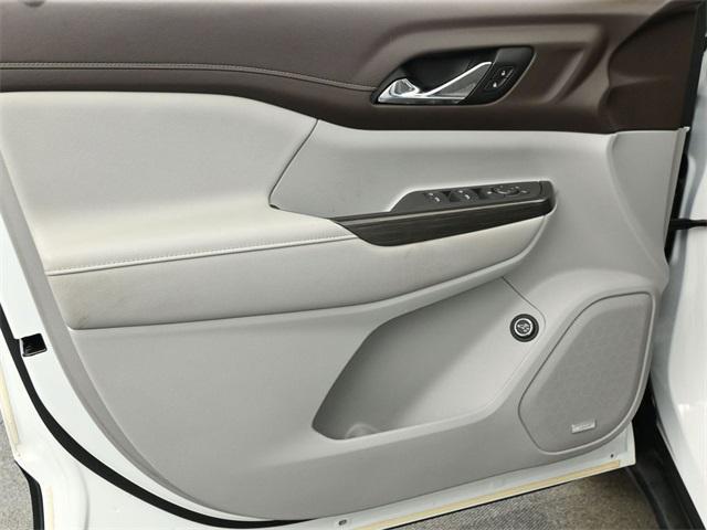 Photo of 2020 Summit White GMC Acadia