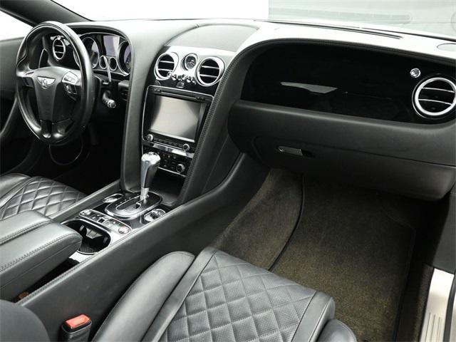Photo of 2016 White Bentley Continental GT