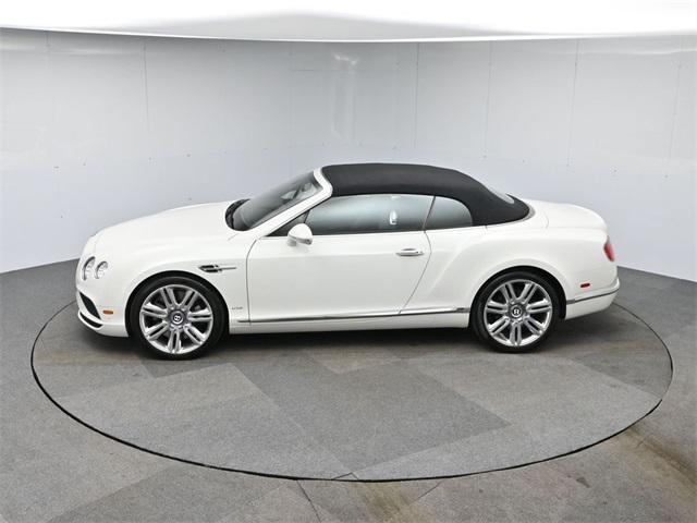 Photo of 2016 White Bentley Continental GT